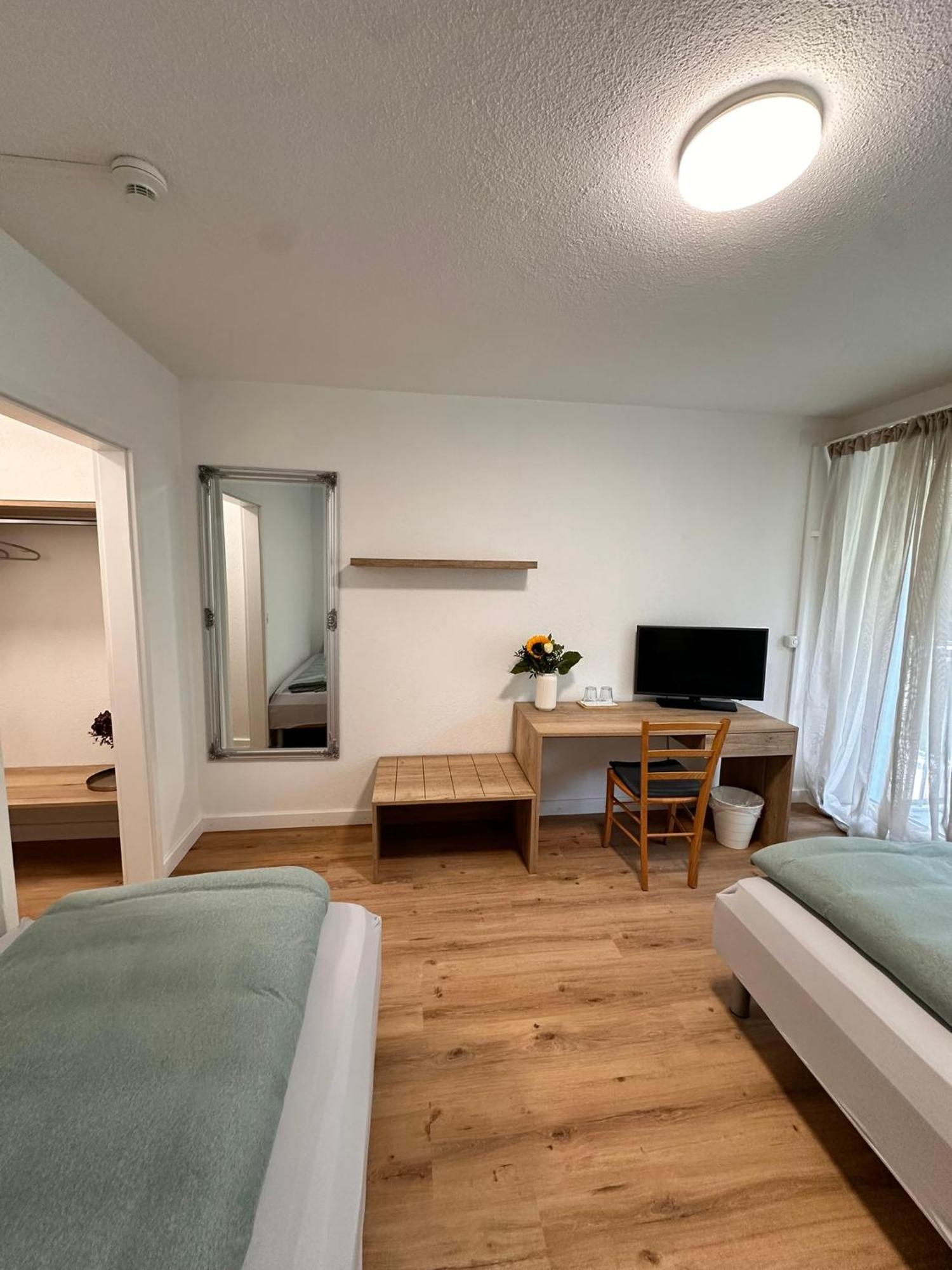 Business Hotel Riverside Duggingen Extérieur photo